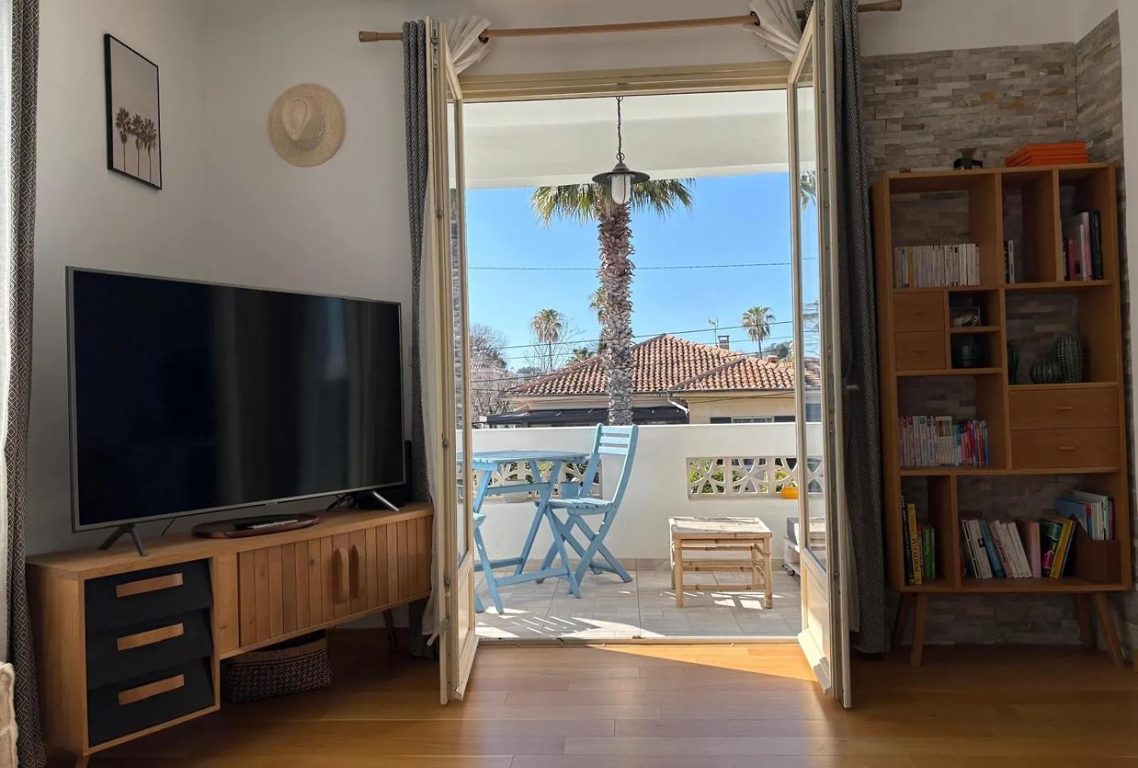 Flat With Garden Near Sea Apartment Villeneuve-Loubet